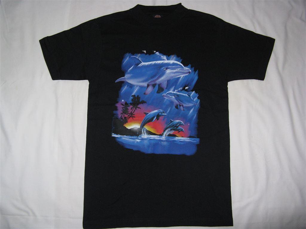 AMERICAN T-SHIRT PRINTED WITH  AMERICAN MOTIVE-TWO DOLPHINS IN WATER-UNFORGETTABLE GIFT-TOP QUALITY-LOWEST PRICE GUARANTEE-DO NOT MISS THIS CHANCE-FREE HOME(POST OFFICE) DELIVERY-ART NO. 19780012677-REA 50%
